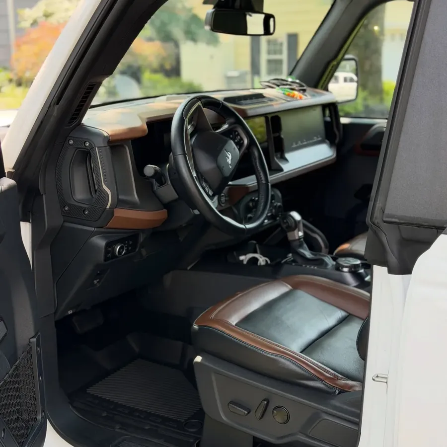 Front cabin of a Ford Bronco after an interior detail